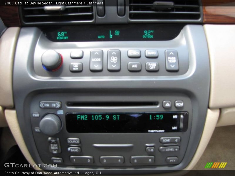 Light Cashmere / Cashmere 2005 Cadillac DeVille Sedan
