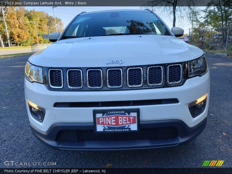 White / Black 2019 Jeep Compass Latitude 4x4