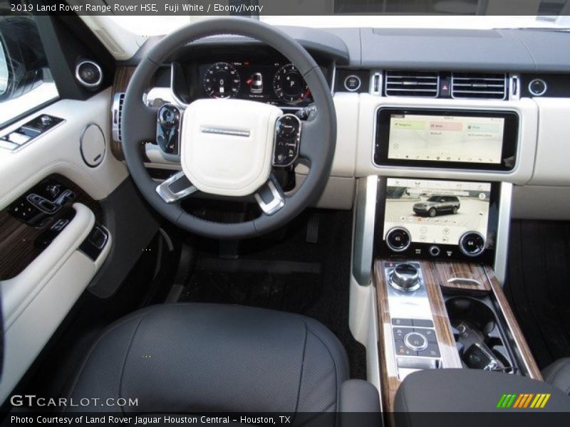 Dashboard of 2019 Range Rover HSE