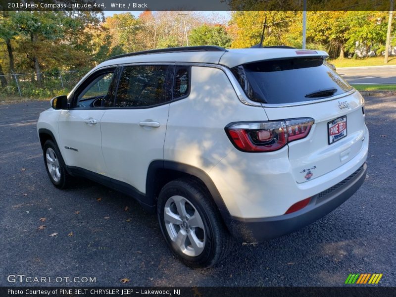 White / Black 2019 Jeep Compass Latitude 4x4