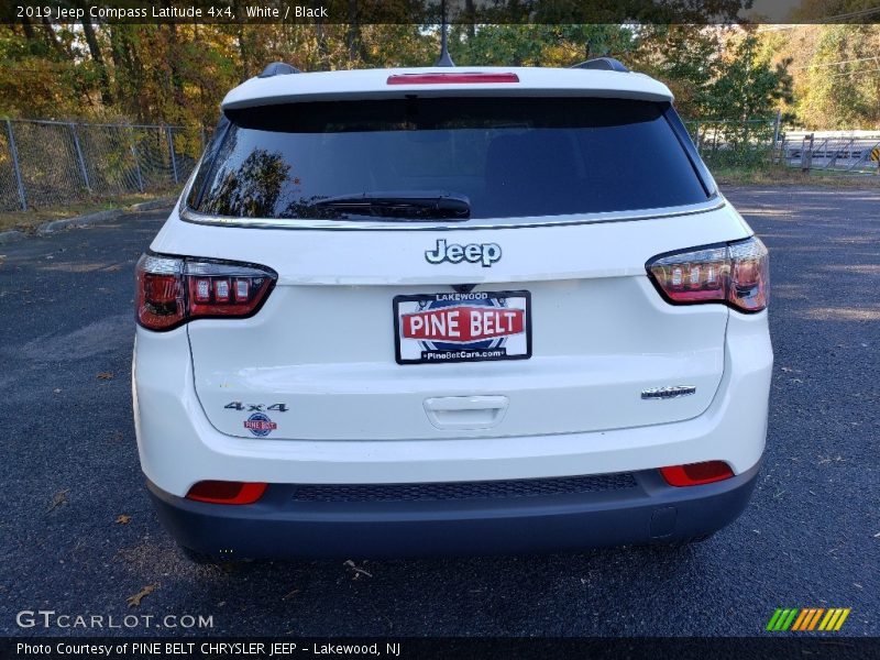 White / Black 2019 Jeep Compass Latitude 4x4