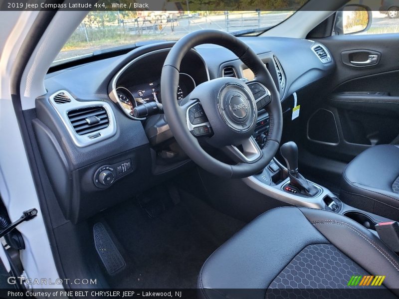 White / Black 2019 Jeep Compass Latitude 4x4