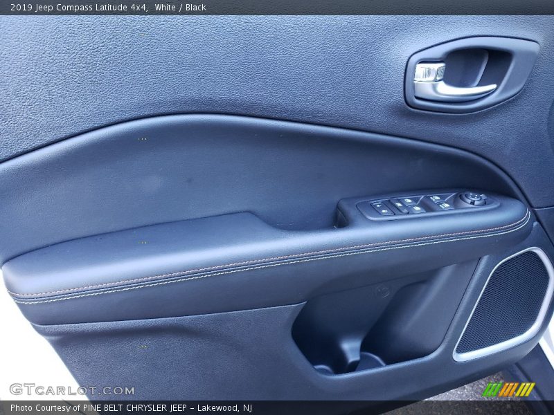 White / Black 2019 Jeep Compass Latitude 4x4