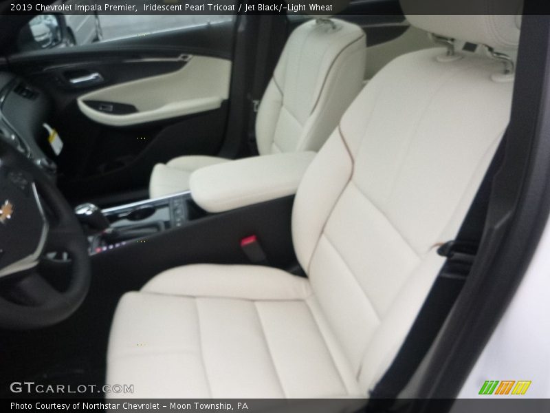 Iridescent Pearl Tricoat / Jet Black/­Light Wheat 2019 Chevrolet Impala Premier