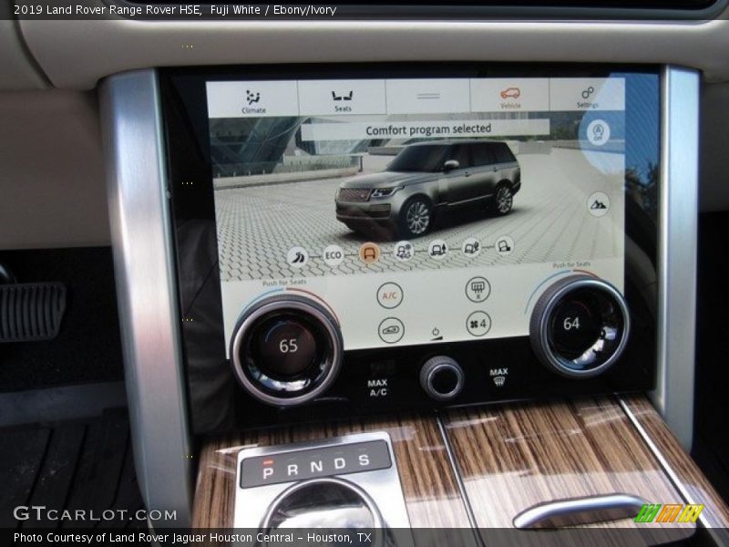 Controls of 2019 Range Rover HSE
