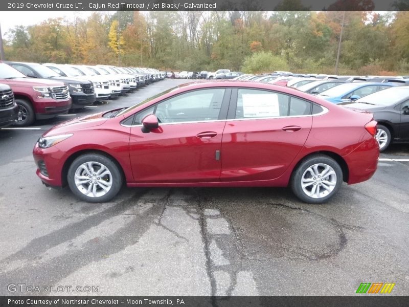 Cajun Red Tintcoat / Jet Black/­Galvanized 2019 Chevrolet Cruze LT