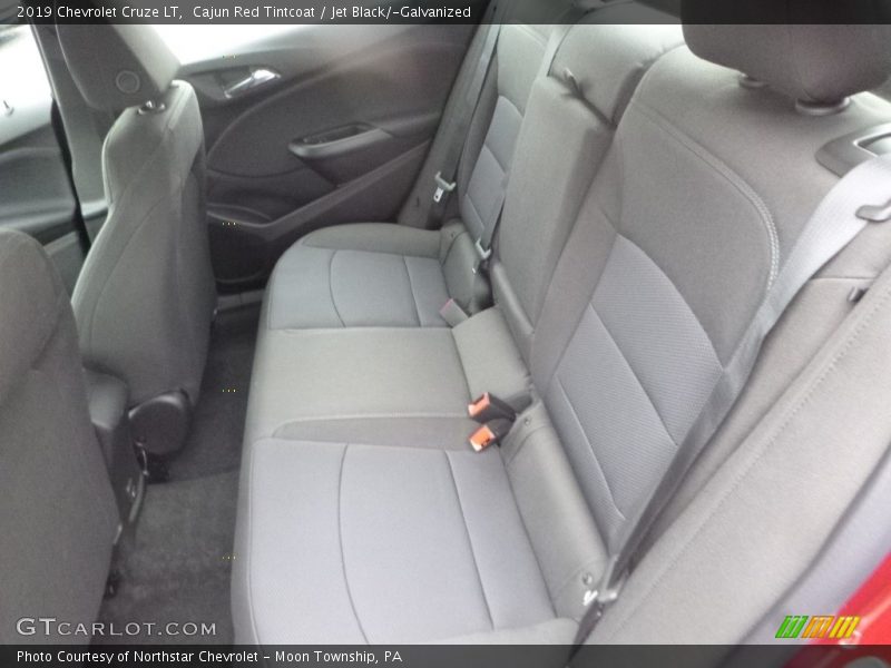 Cajun Red Tintcoat / Jet Black/­Galvanized 2019 Chevrolet Cruze LT