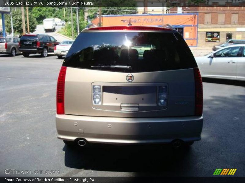 Sand Storm / Light Neutral 2005 Cadillac SRX V6