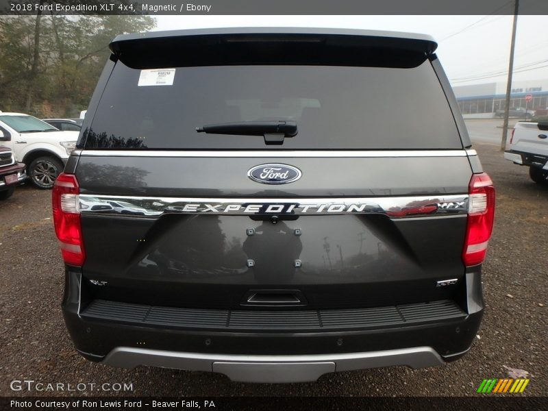 Magnetic / Ebony 2018 Ford Expedition XLT 4x4