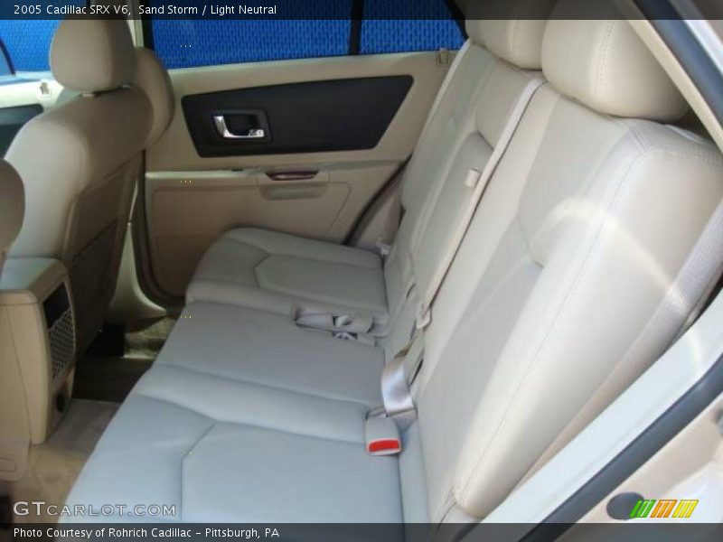 Sand Storm / Light Neutral 2005 Cadillac SRX V6