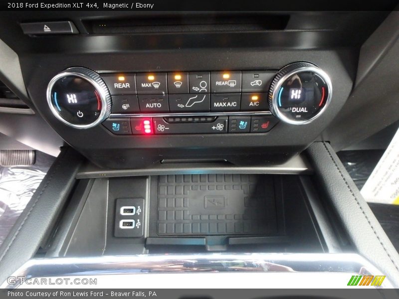 Controls of 2018 Expedition XLT 4x4