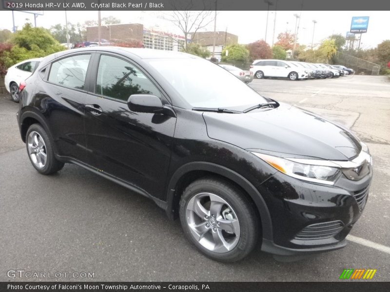 Front 3/4 View of 2019 HR-V LX AWD