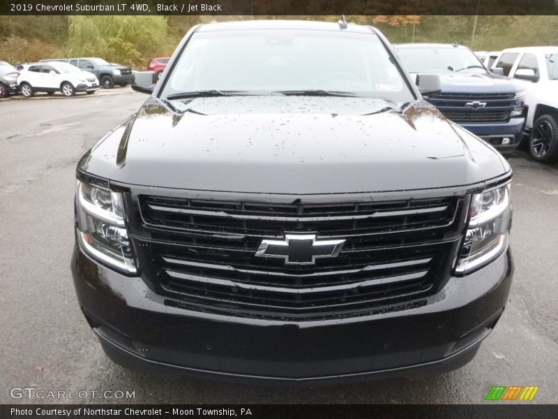 Black / Jet Black 2019 Chevrolet Suburban LT 4WD