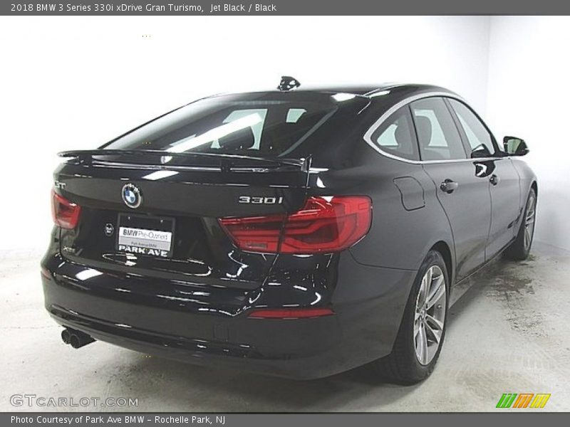 Jet Black / Black 2018 BMW 3 Series 330i xDrive Gran Turismo
