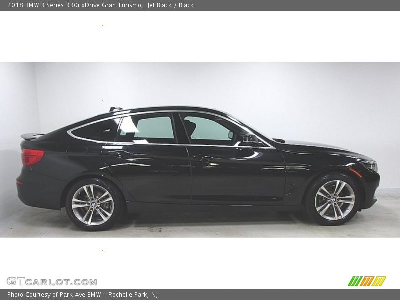 Jet Black / Black 2018 BMW 3 Series 330i xDrive Gran Turismo