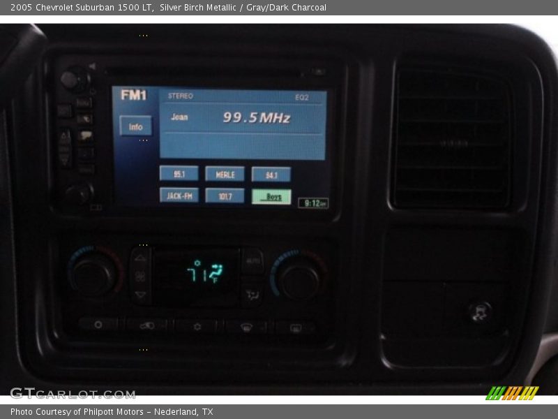 Silver Birch Metallic / Gray/Dark Charcoal 2005 Chevrolet Suburban 1500 LT