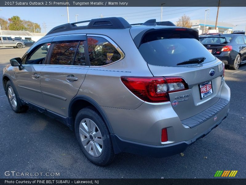 Tungsten Metallic / Warm Ivory 2017 Subaru Outback 2.5i Premium