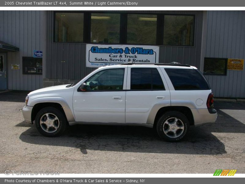 Summit White / Light Cashmere/Ebony 2005 Chevrolet TrailBlazer LT 4x4