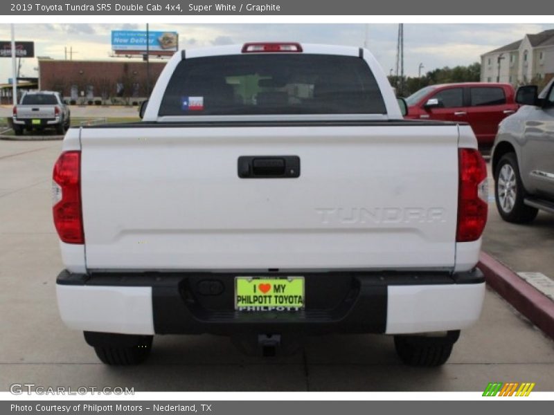 Super White / Graphite 2019 Toyota Tundra SR5 Double Cab 4x4