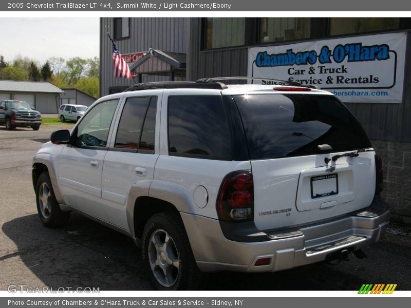 Summit White / Light Cashmere/Ebony 2005 Chevrolet TrailBlazer LT 4x4