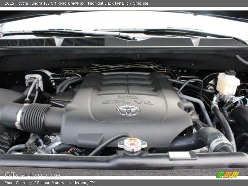 Midnight Black Metallic / Graphite 2019 Toyota Tundra TSS Off Road CrewMax