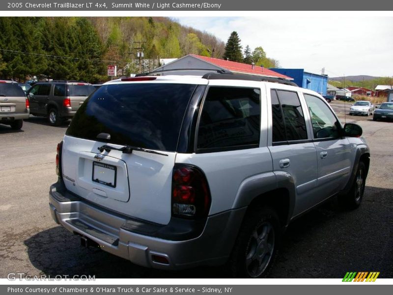 Summit White / Light Cashmere/Ebony 2005 Chevrolet TrailBlazer LT 4x4