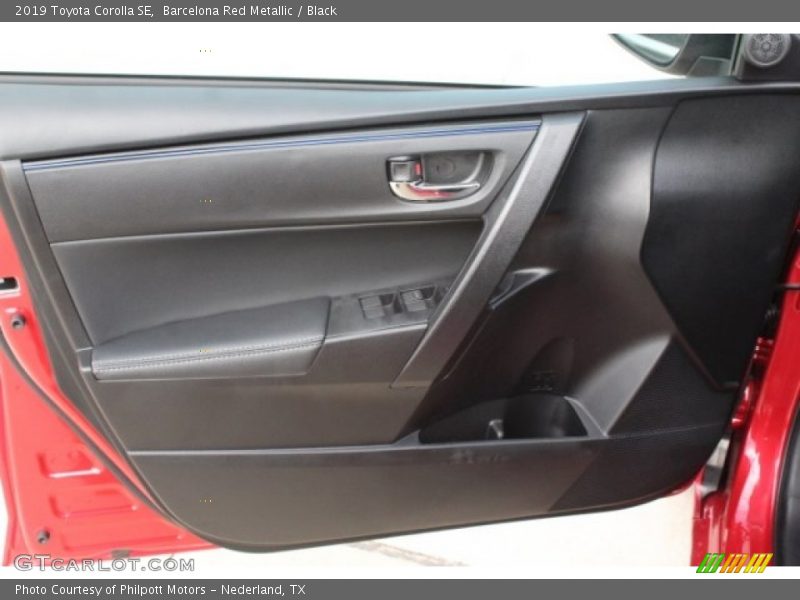 Barcelona Red Metallic / Black 2019 Toyota Corolla SE