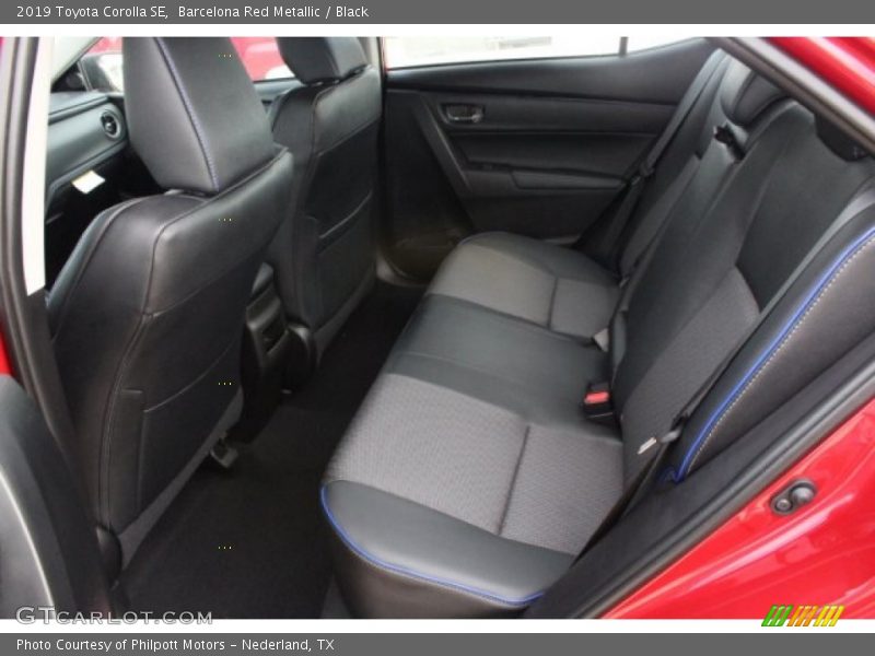 Barcelona Red Metallic / Black 2019 Toyota Corolla SE