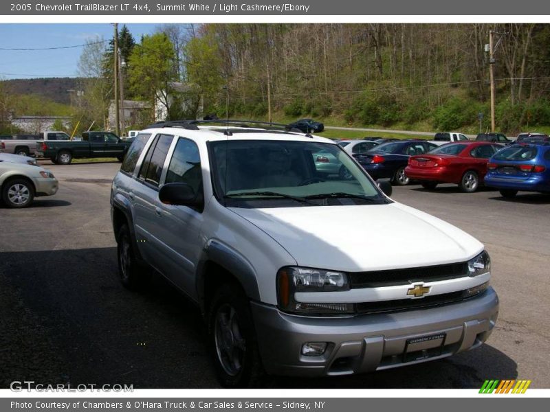 Summit White / Light Cashmere/Ebony 2005 Chevrolet TrailBlazer LT 4x4
