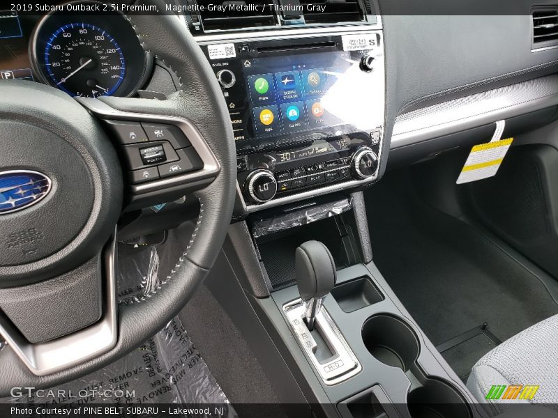 Magnetite Gray Metallic / Titanium Gray 2019 Subaru Outback 2.5i Premium