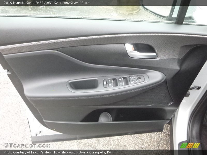 Door Panel of 2019 Santa Fe SE AWD