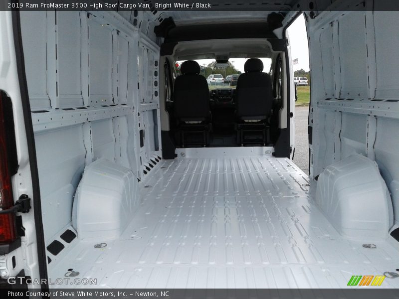  2019 ProMaster 3500 High Roof Cargo Van Trunk