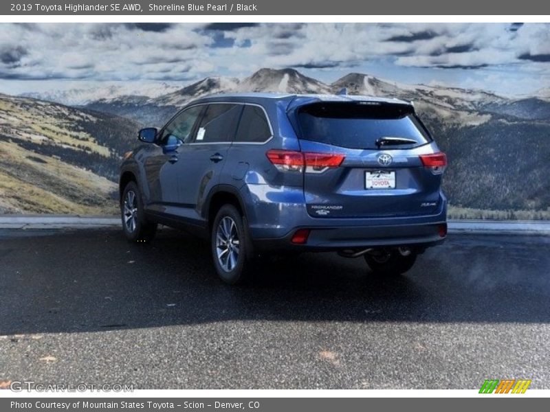 Shoreline Blue Pearl / Black 2019 Toyota Highlander SE AWD