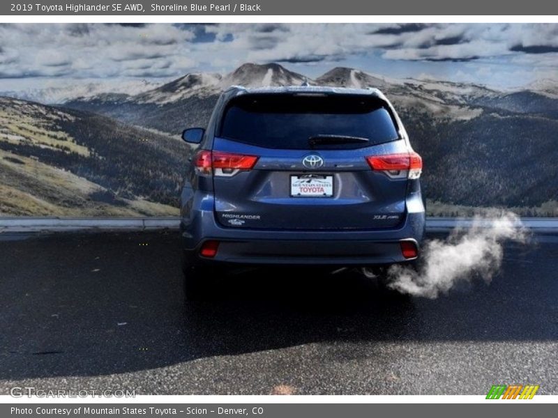Shoreline Blue Pearl / Black 2019 Toyota Highlander SE AWD
