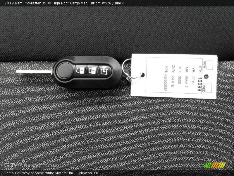 Keys of 2019 ProMaster 3500 High Roof Cargo Van