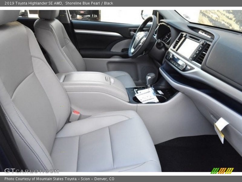 Shoreline Blue Pearl / Black 2019 Toyota Highlander SE AWD
