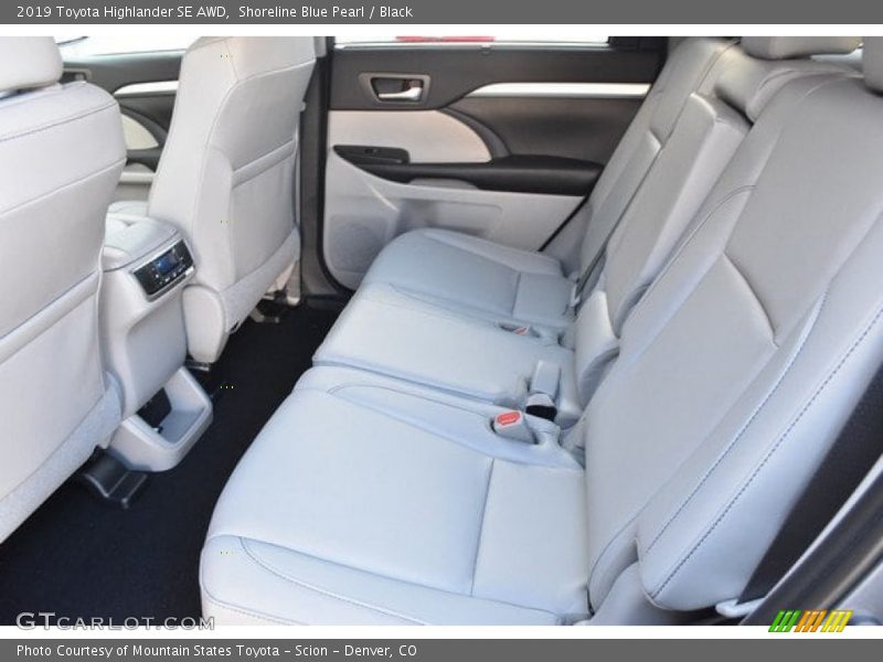 Shoreline Blue Pearl / Black 2019 Toyota Highlander SE AWD