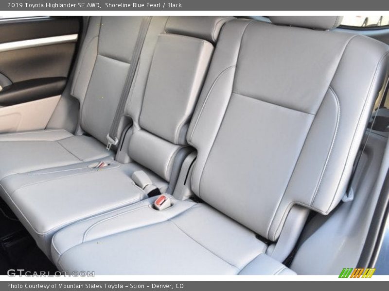 Shoreline Blue Pearl / Black 2019 Toyota Highlander SE AWD