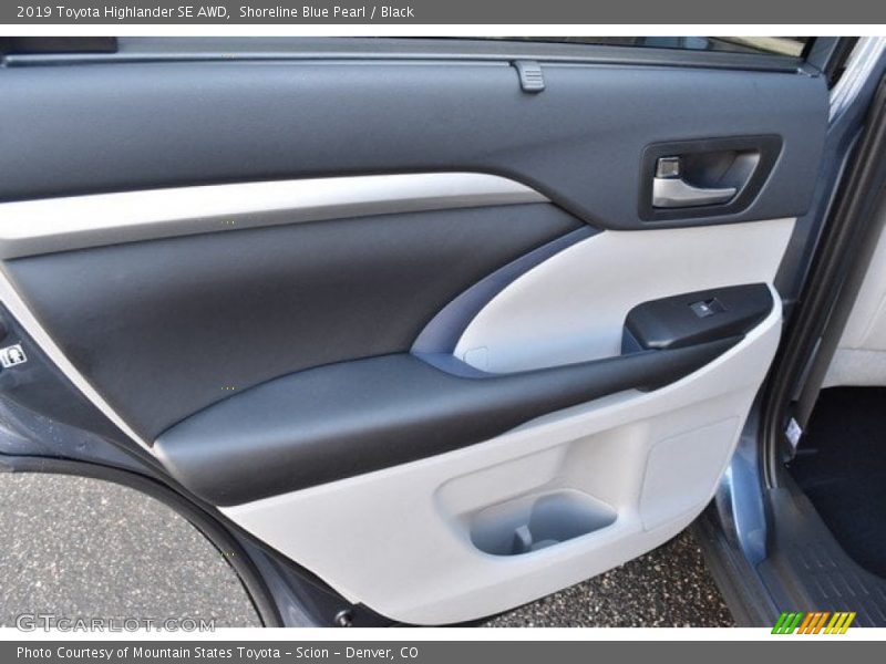 Shoreline Blue Pearl / Black 2019 Toyota Highlander SE AWD
