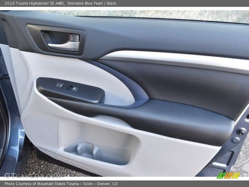 Shoreline Blue Pearl / Black 2019 Toyota Highlander SE AWD