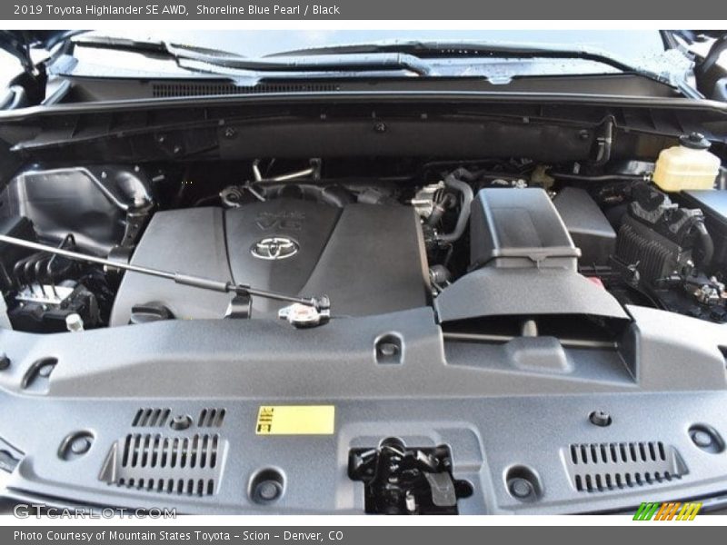 Shoreline Blue Pearl / Black 2019 Toyota Highlander SE AWD