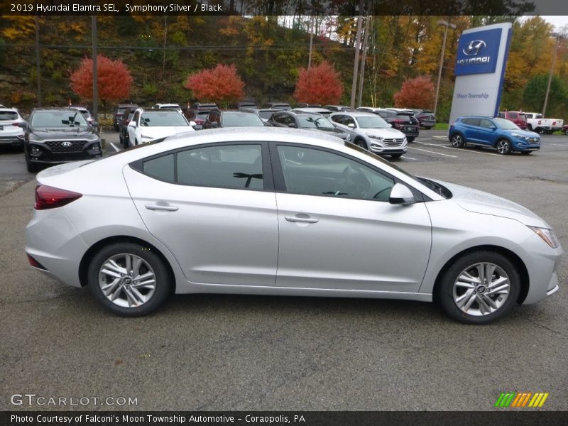 Symphony Silver / Black 2019 Hyundai Elantra SEL