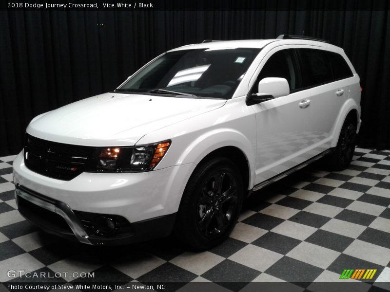 Vice White / Black 2018 Dodge Journey Crossroad