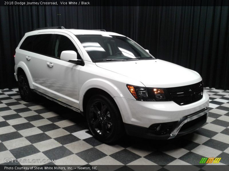 Vice White / Black 2018 Dodge Journey Crossroad