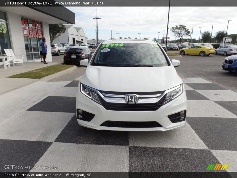 White Diamond Pearl / Beige 2018 Honda Odyssey EX-L