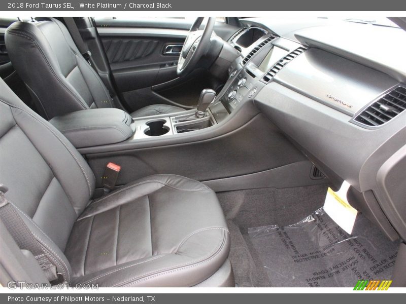 White Platinum / Charcoal Black 2018 Ford Taurus SEL