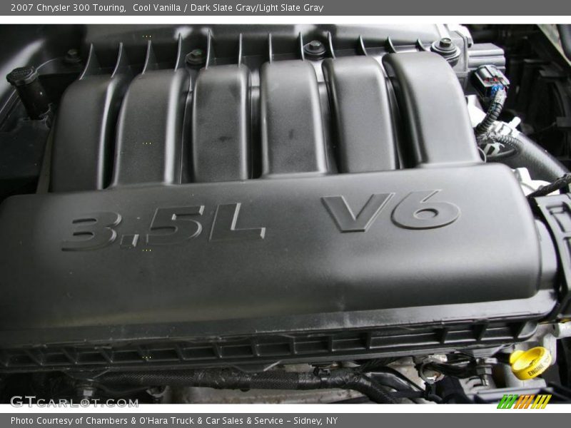 Cool Vanilla / Dark Slate Gray/Light Slate Gray 2007 Chrysler 300 Touring