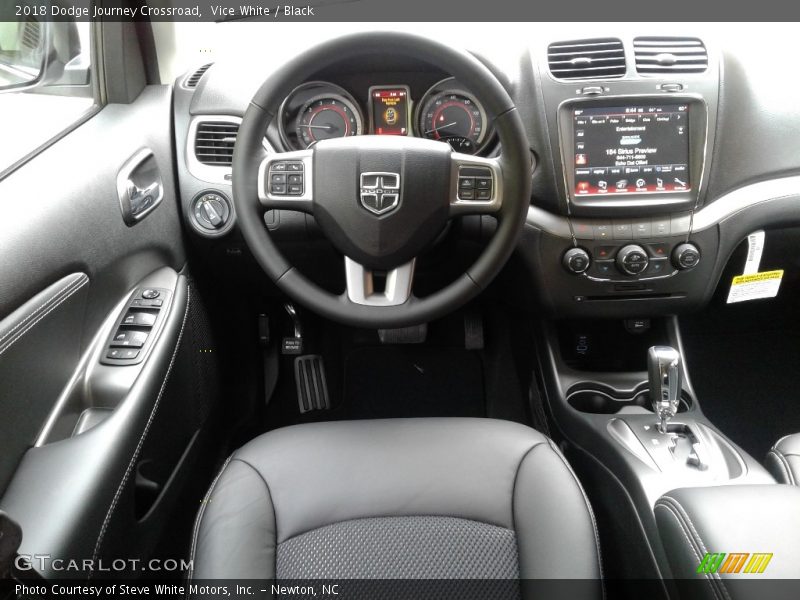 Vice White / Black 2018 Dodge Journey Crossroad
