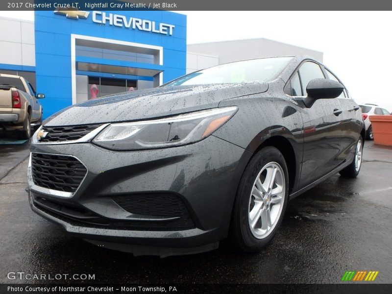 Nightfall Gray Metallic / Jet Black 2017 Chevrolet Cruze LT