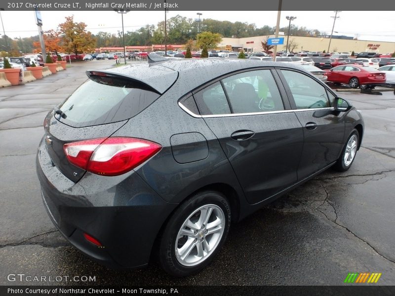 Nightfall Gray Metallic / Jet Black 2017 Chevrolet Cruze LT